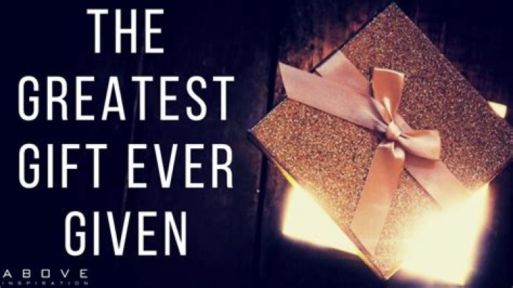 Are gifts given at Passover