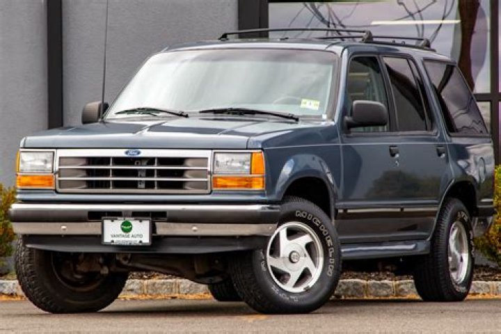 Can a 2002 Ford Explorer be flat towed?