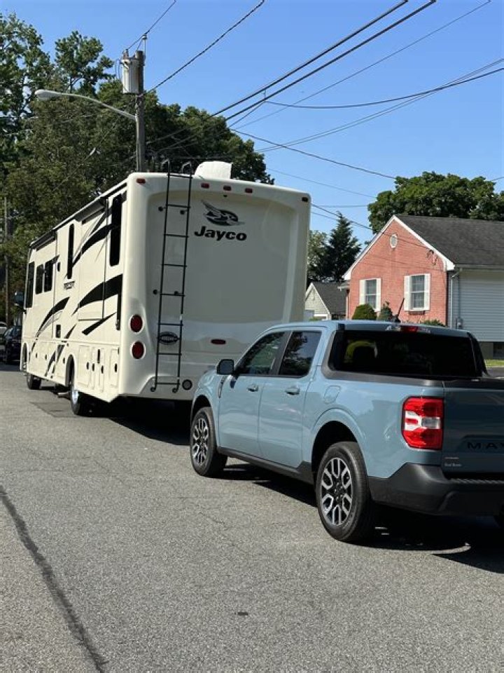 Can a Ford Ranger be flat towed behind a motorhome?