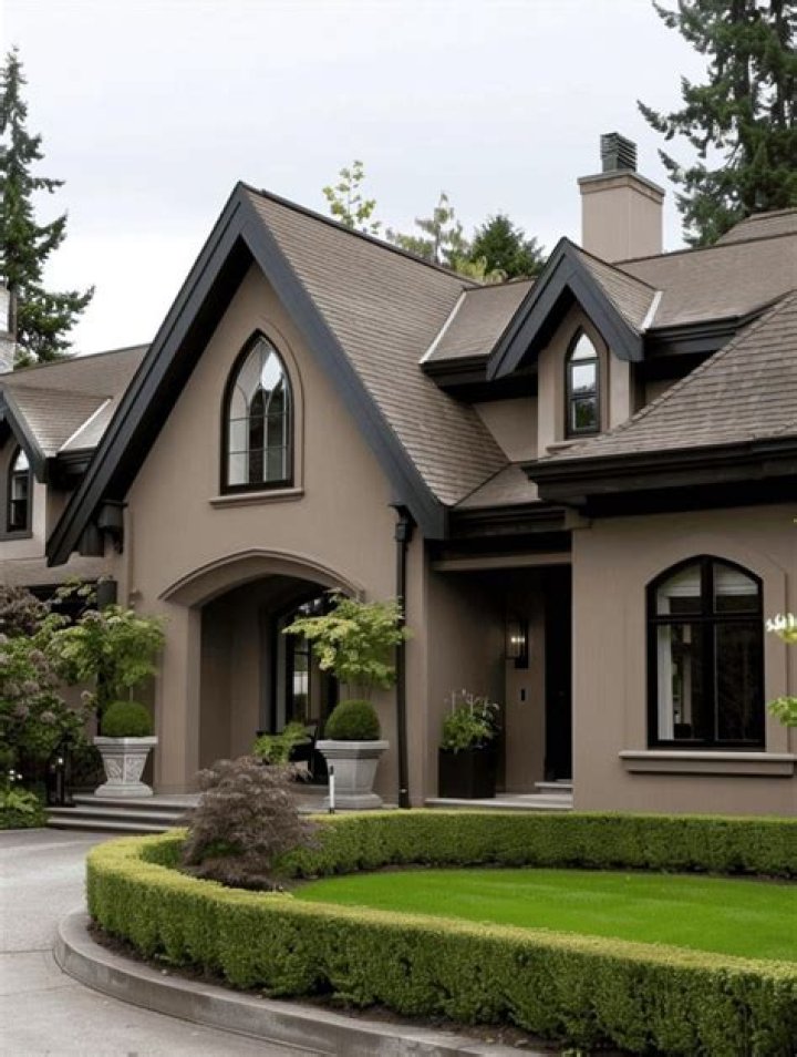 Can I sell my House with a leaking roof?