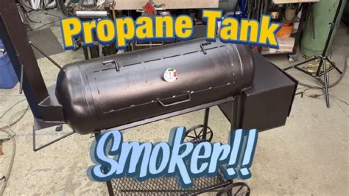 Can you leave a propane tank hooked up?