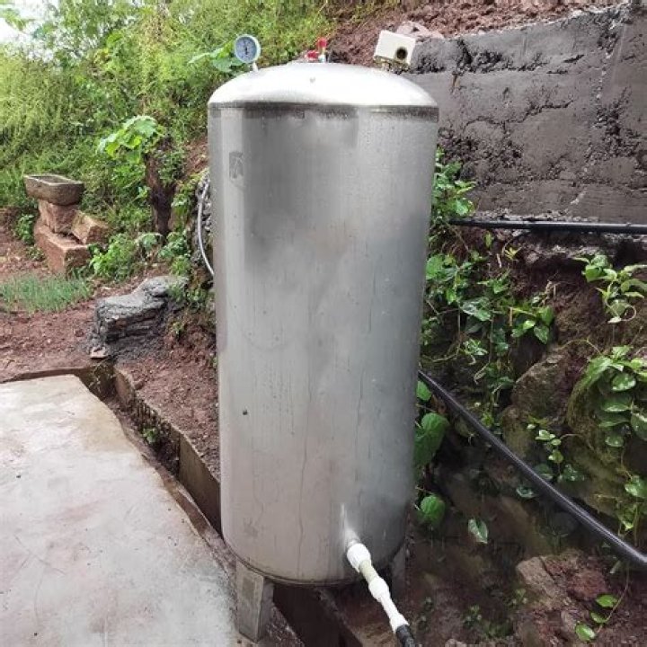 Can you leave grey water tank open in winter?