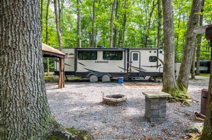 Can you make money refurbishing campers?