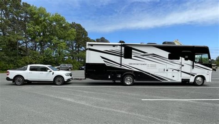 Can you tow a Honda Fit behind a motorhome?