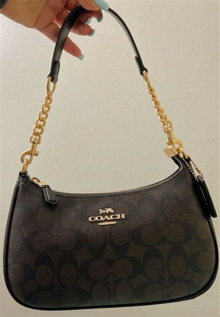 Do Coach purses have a lifetime warranty?