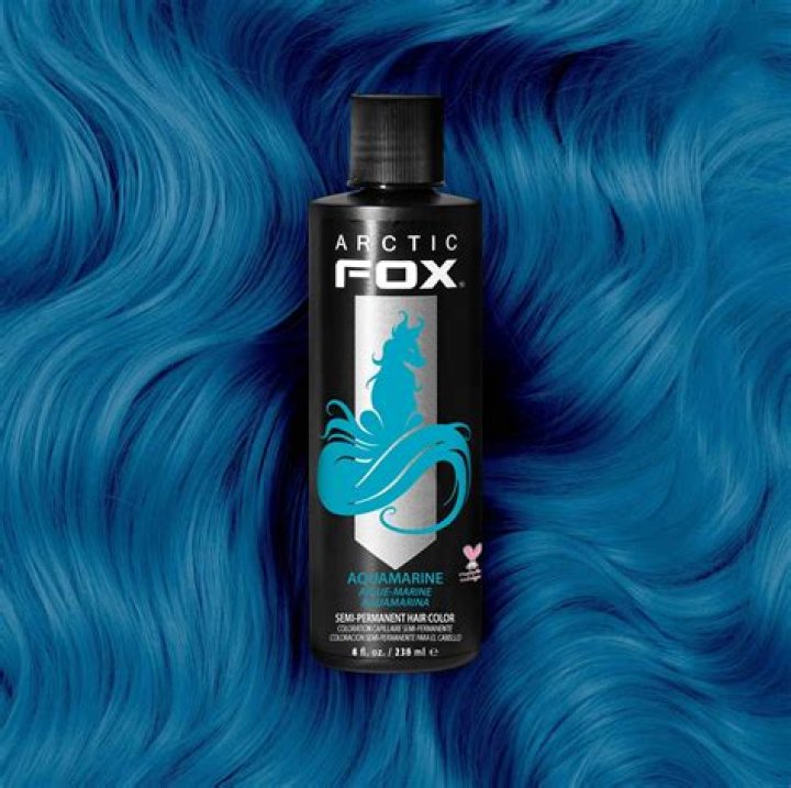 Does Arctic Fox hair dye wash out?