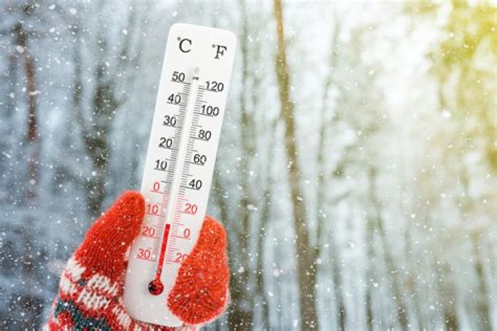 Does cold weather affect electricity?