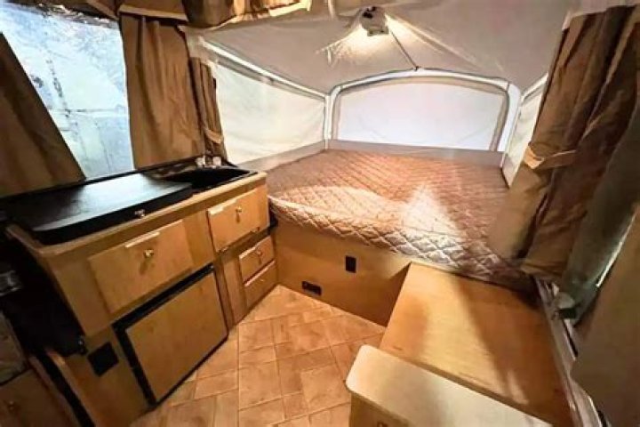 How big is a 2002 Fleetwood Coleman camper?