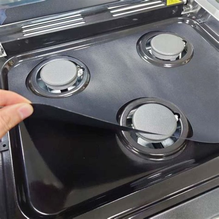 How do you clean an RV stove top?