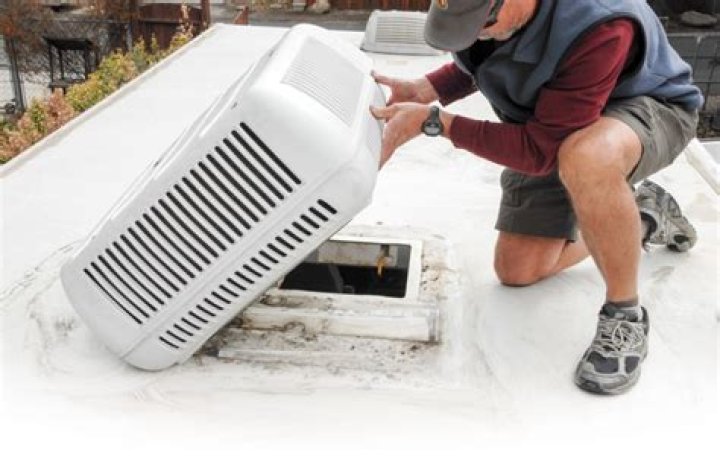 How do you remove an RV air conditioner roof?