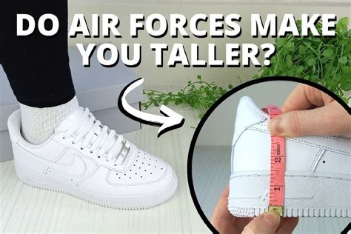 How do you Uncrease a Air Force One with a hair dryer?