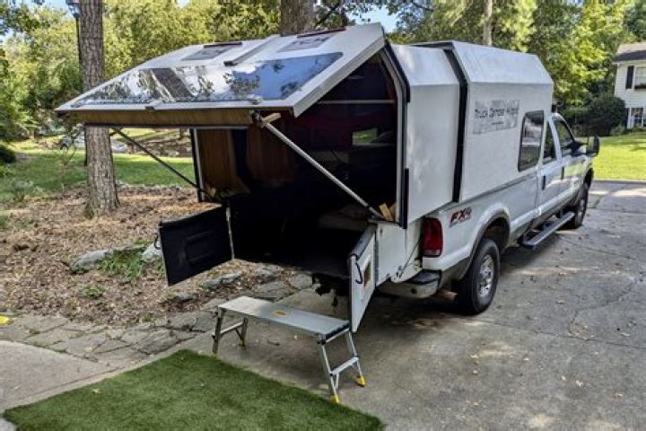 How hard is it to change the cables on a pop up camper?