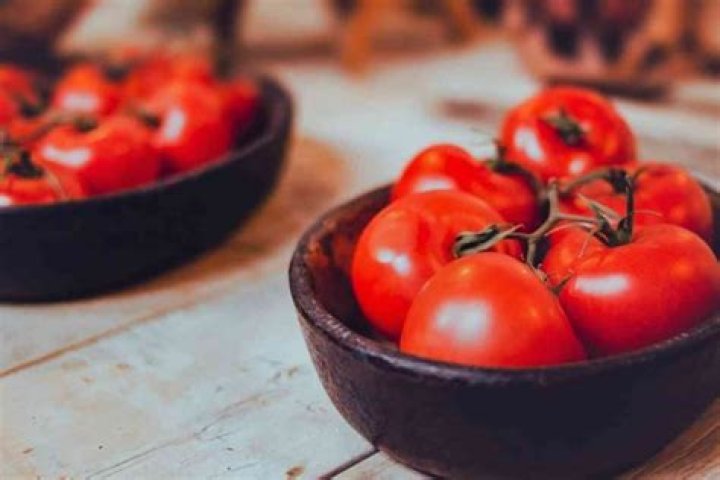How long will vacuum sealed tomatoes last