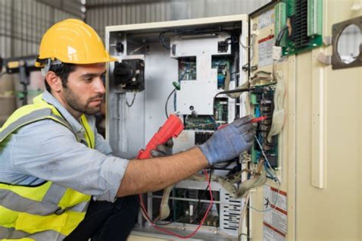 How much does an electrician charge to change a GFI?