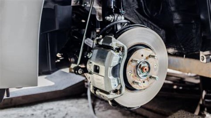How much should a front brake job with rotors cost?