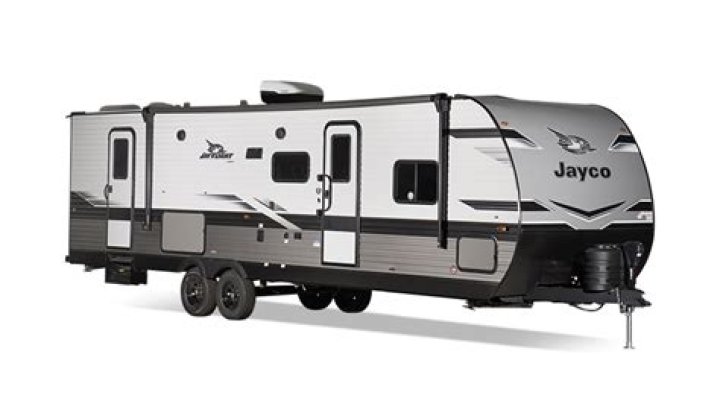 How tall is a 31ft Airstream travel trailer?