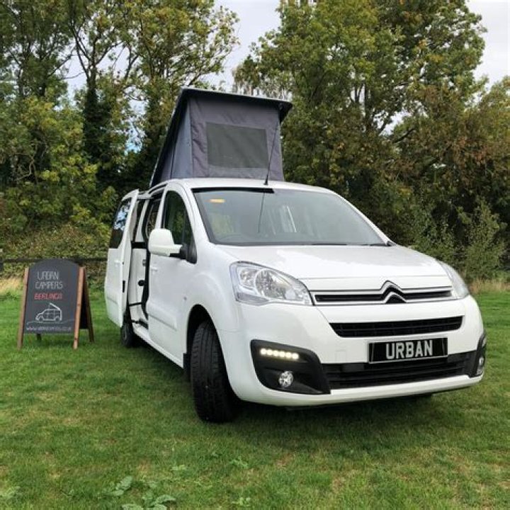 How to convert a Citroen relay to a camper?
