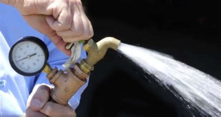 How to diagnose and fix water pressure problems?