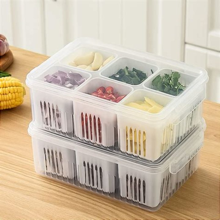 How to make small compartments for food storage?