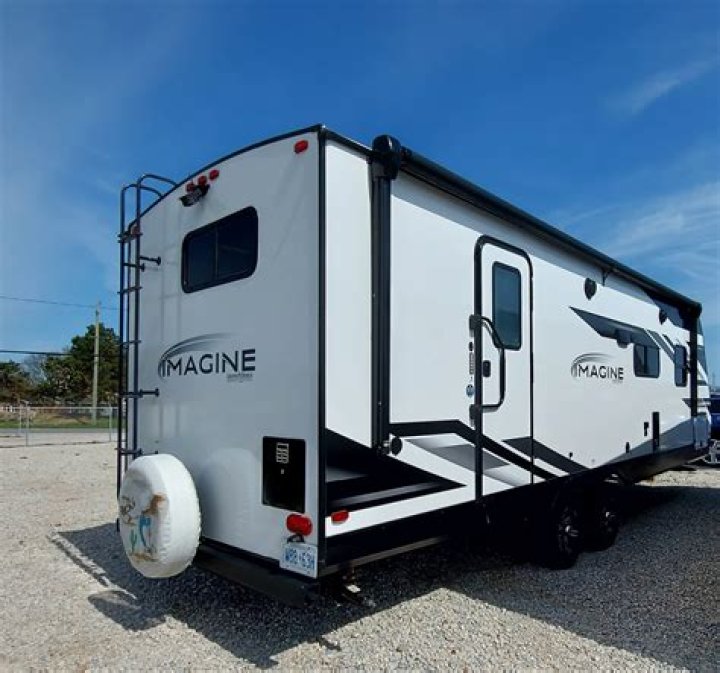 Is a 30 foot travel trailer too long?