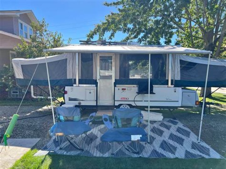 Is the Coleman Westlake pop up camper air conditioned?