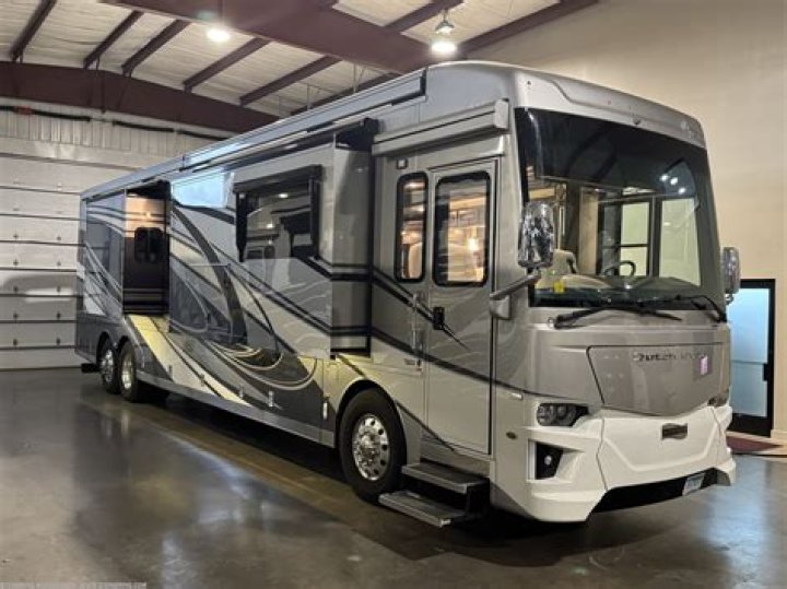 Is the Newmar Dutch star 4369 a bath pusher?