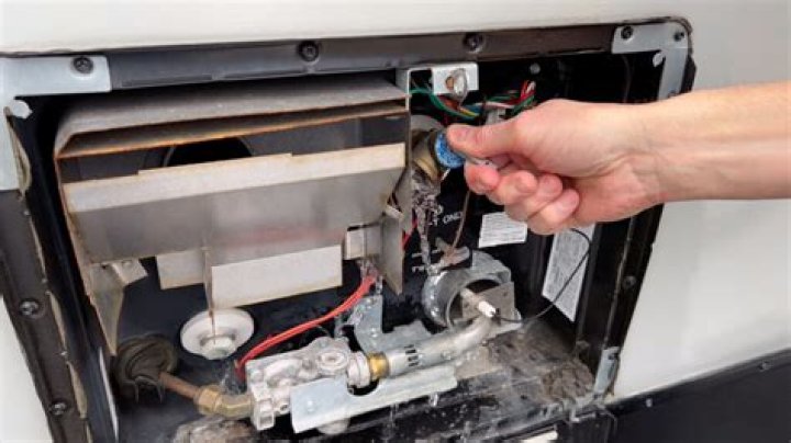 Is there a fault with the Dometic fridge alarm?