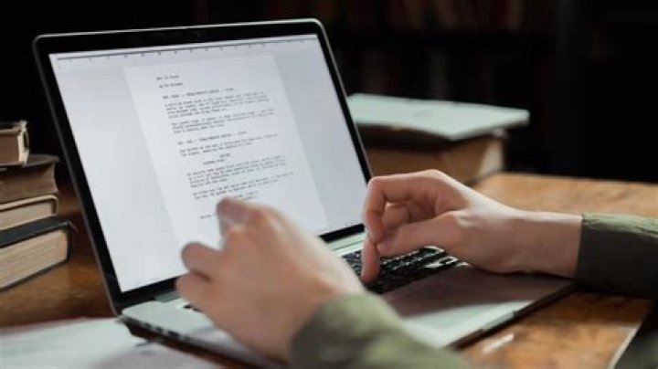Screenwriting jobs - How To Discuss