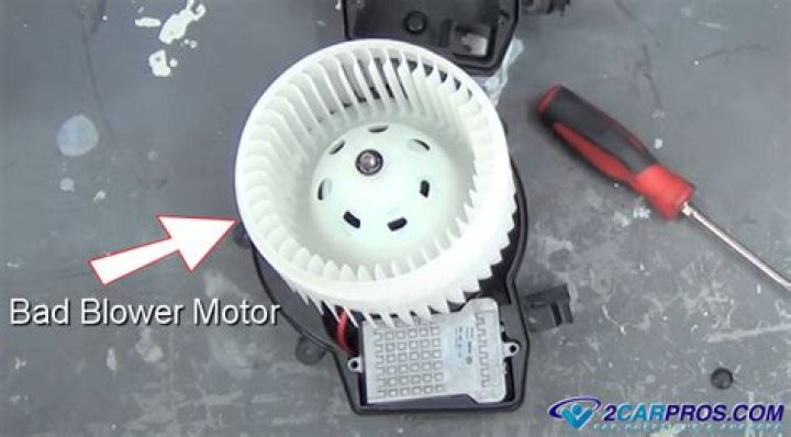 What causes a bad or failing blower motor relay?