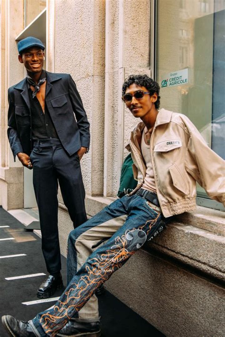 What clothes are in style for guys?