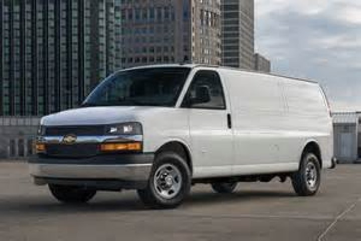 What is a 2000 chevy Express worth?