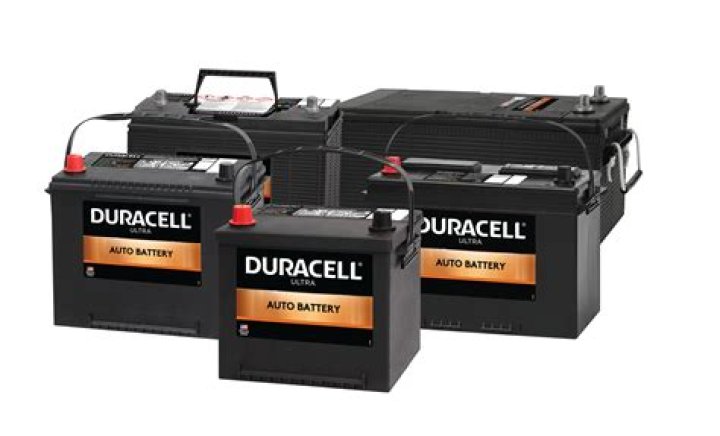 What kind of batteries do Cummins cars use?