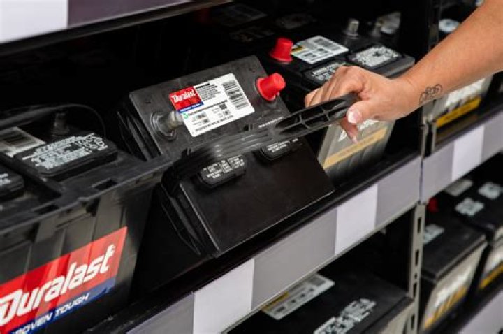 What kind of battery does a coach use?