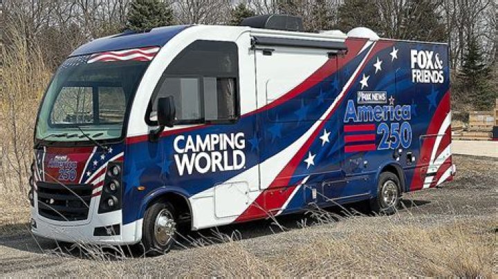 What kind of RV is 2011 coachmen chaparral?
