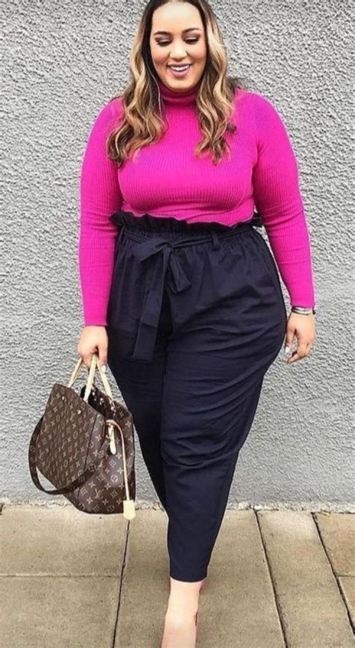 What looks good on plus size girls?