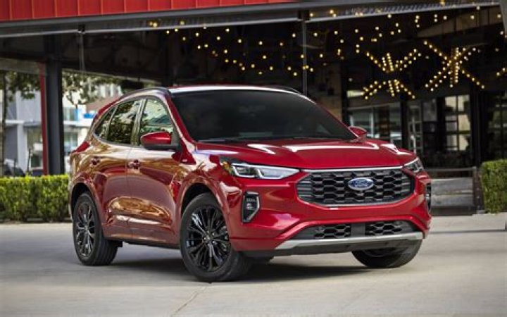 What should air temp be on Ford Escape?