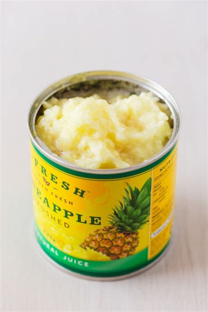 What size is a 2 can of crushed pineapple?