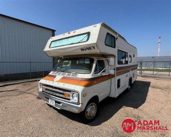 When did honey motorhome stop making vacation trailers?