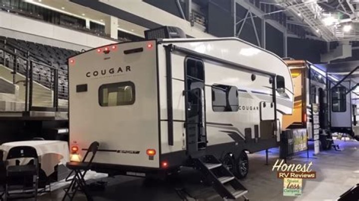 Where are Keystone Cougar fifth wheels made?