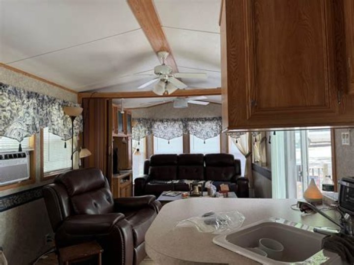 Where to buy a Breckenridge Park Holiday trailer?