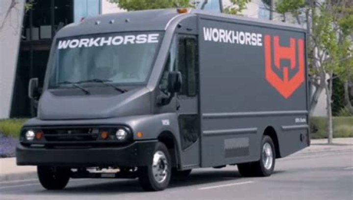 Who are the manufacturers of workhorse truck chassis?