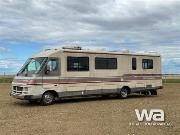 Who made Southwind RV?
