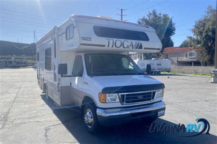 Who made Tioga motorhomes?