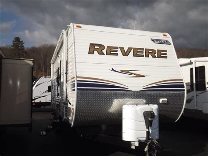 Who makes Revere travel trailers?