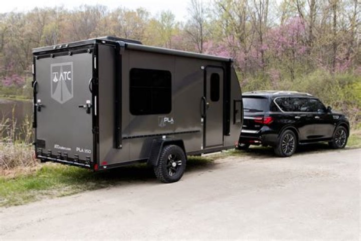 Who makes trail lite travel trailers?
