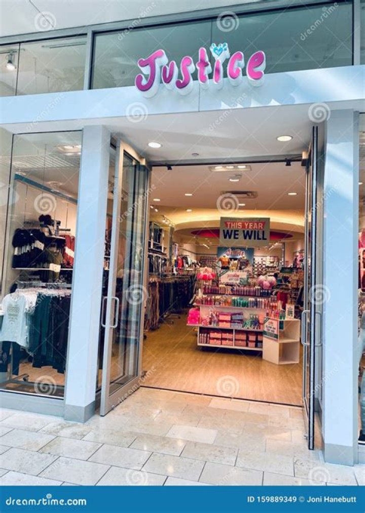 Who owns the Justice clothing store?