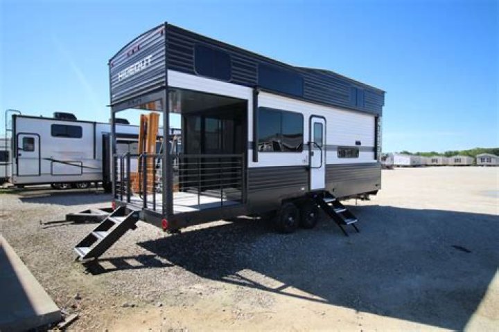 Why is the Keystone hideout travel trailer leaking?